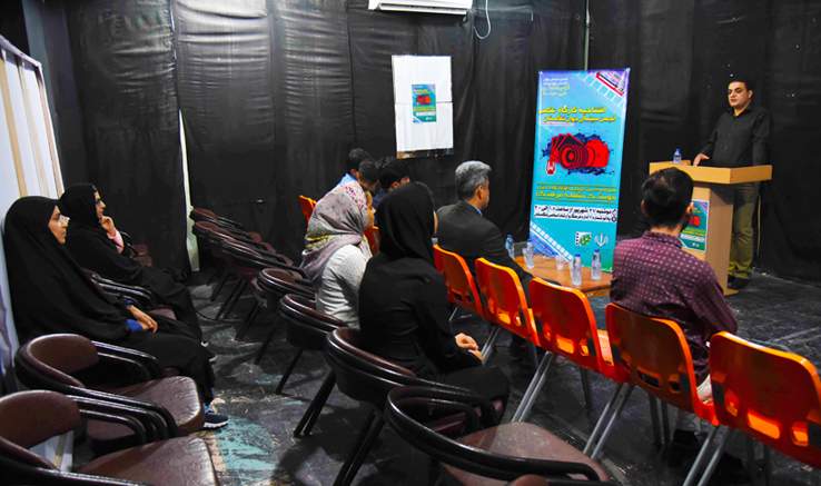 کارگاه عکس سینمای جوان تنگستان افتتاح شد