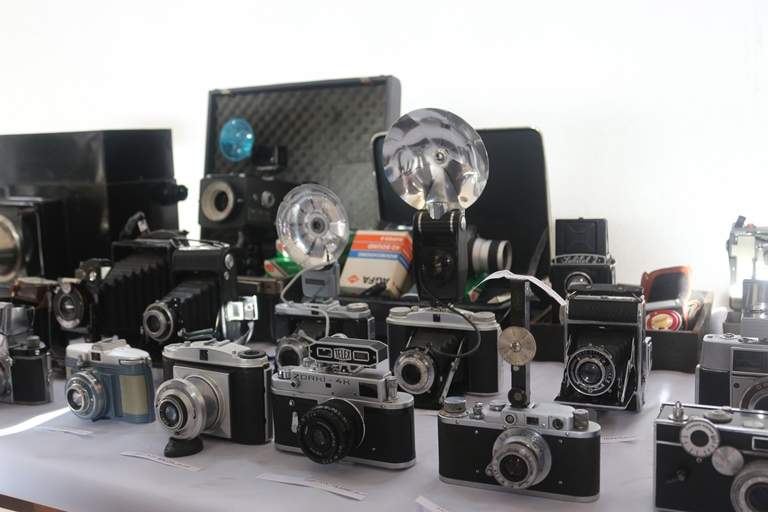 انجمن سینمای جوانان رودبار به نمایش گذاشت: دوربین‌های عکاسی و فیلم‌برداری از 1878 تا 1995