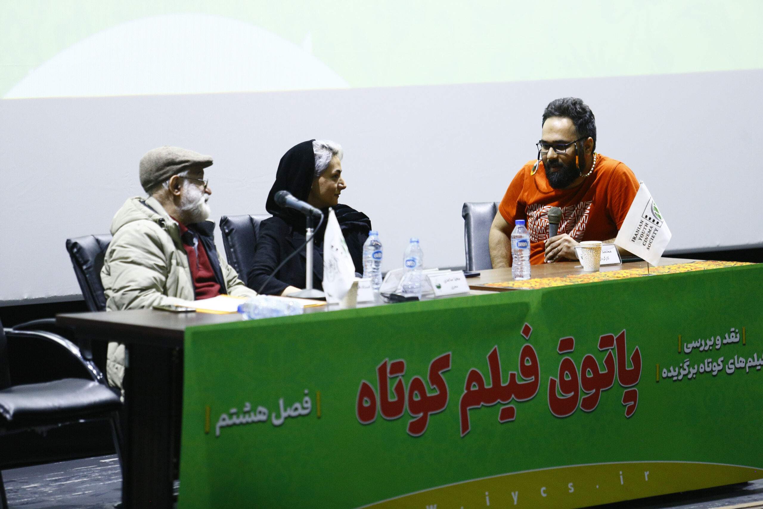 اولین جلسه پاتوق فیلم کوتاه تهران با حضور فریدون جیرانی برگزار شد/ گزارش تصویری